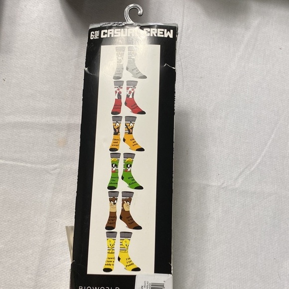6 Pair Casual Crew Looney Tunes Socks shoe size 8-12 ( BL) - Picture 5 of 5